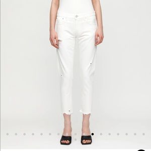 Moussy Vintage white jeans. Size 28. NWT